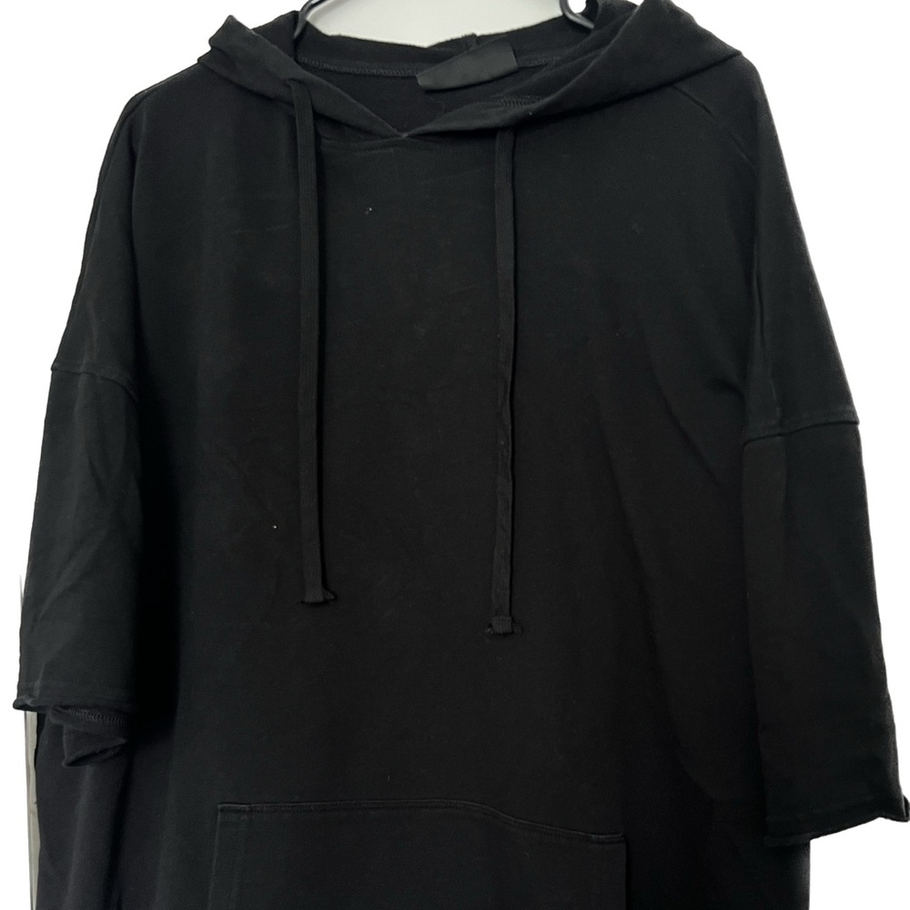 Black hoodie shirt by No boundaries